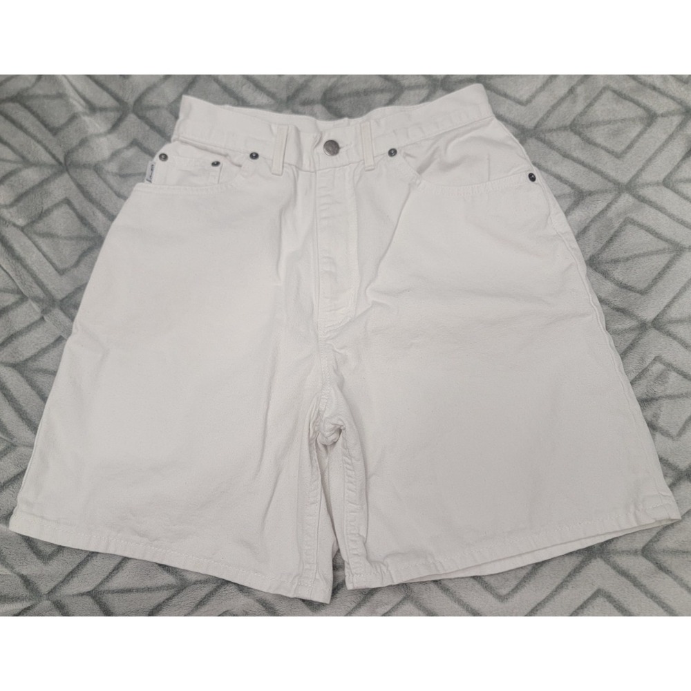 Chic Denim Shorts Womens Size 8, White, Inseam 7", Pockets